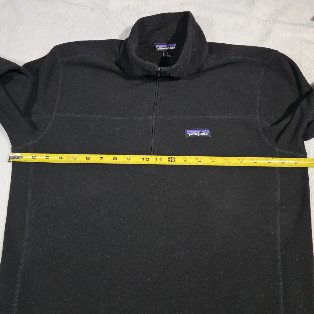 Black Quarter-Zip Pullover